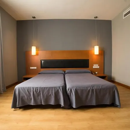 Romero Hotel